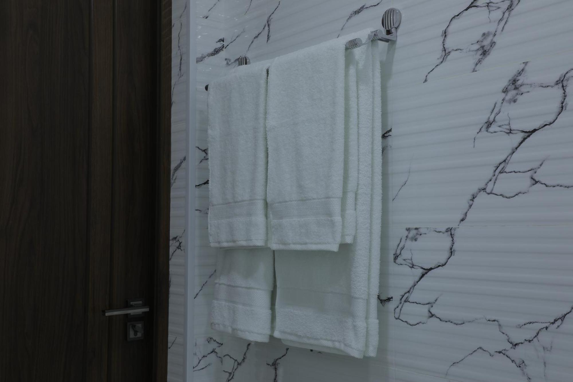 Resident Hotel Ташкент Екстериор снимка
