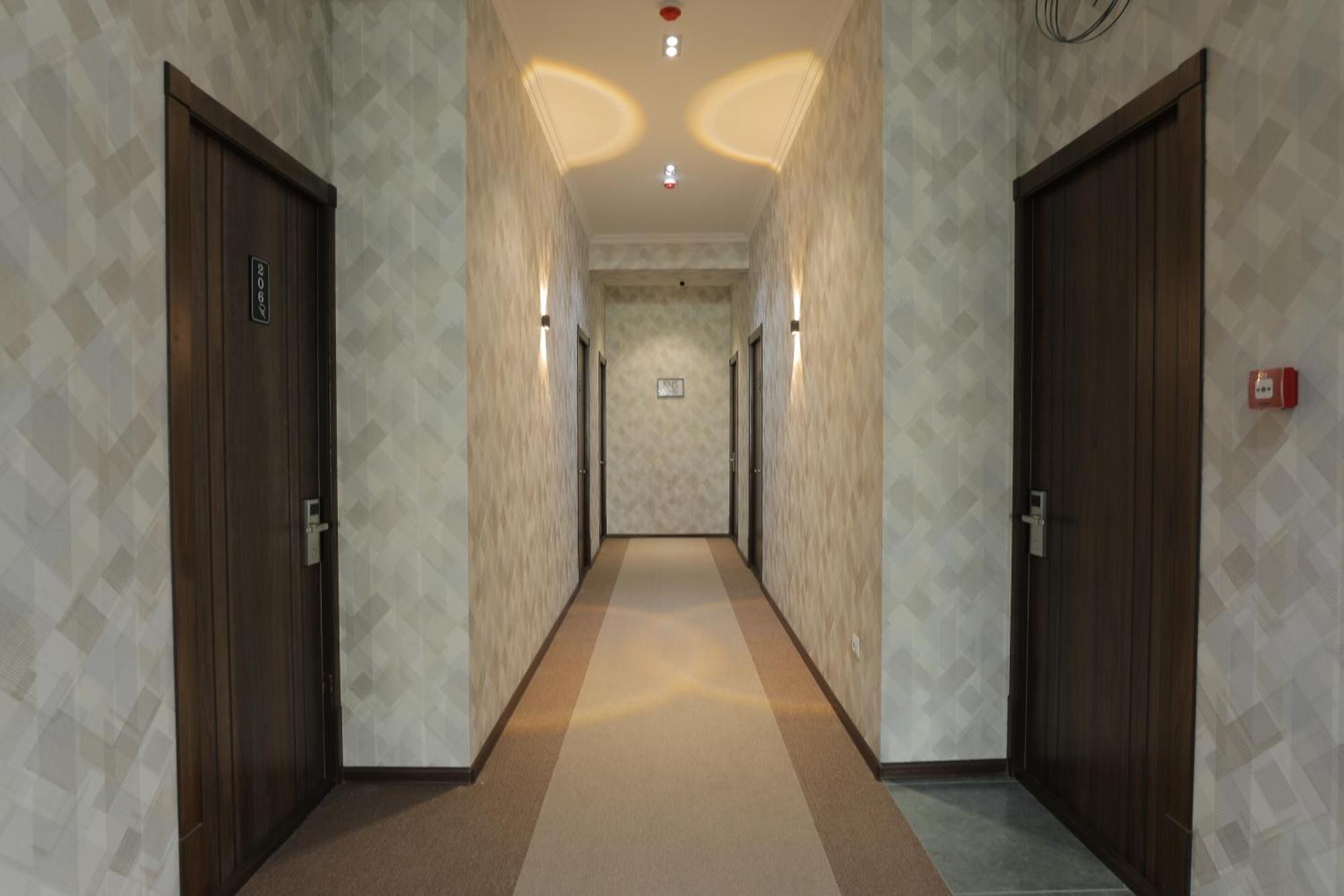 Resident Hotel Ташкент Екстериор снимка