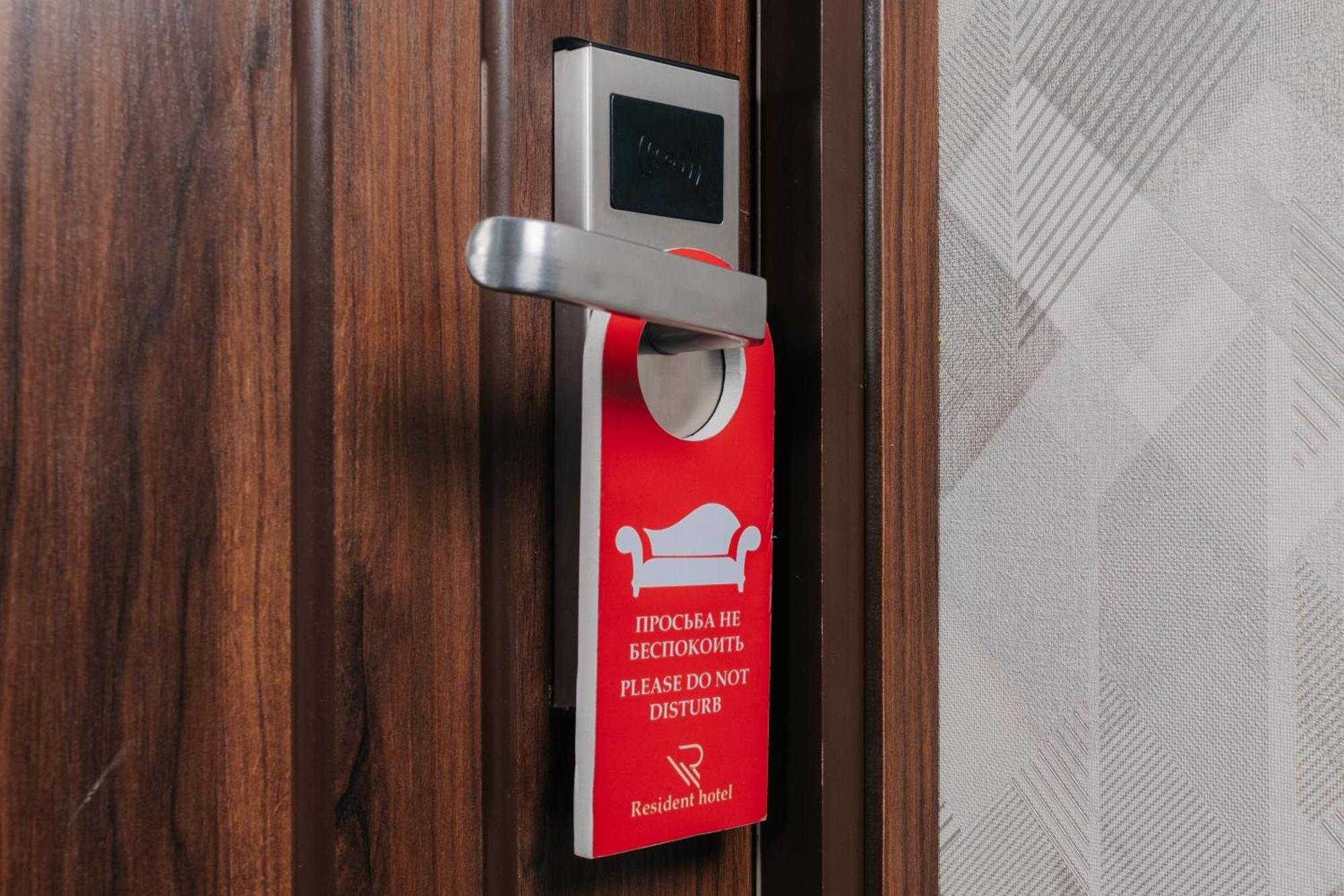 Resident Hotel Ташкент Екстериор снимка