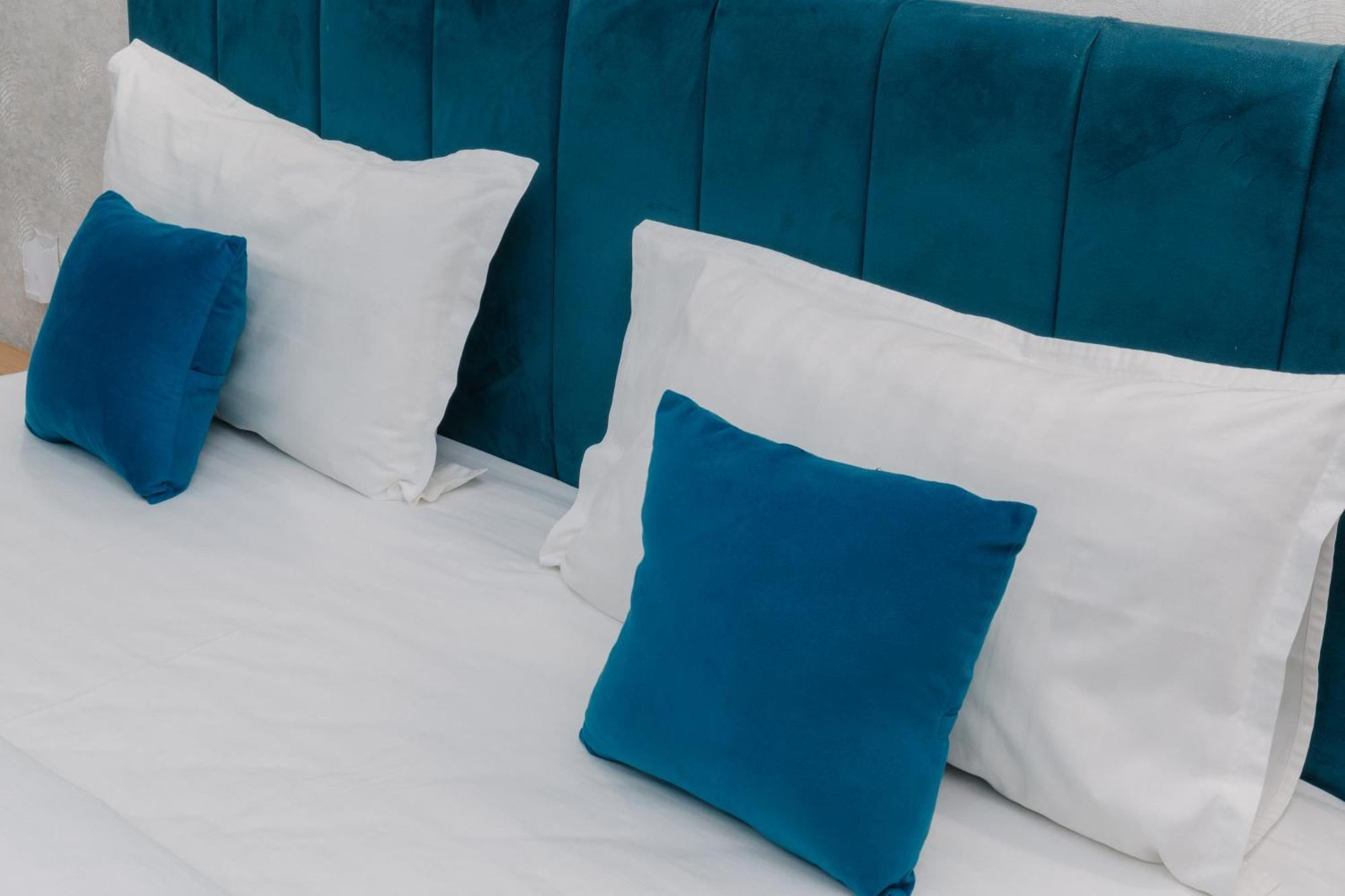 Resident Hotel Ташкент Екстериор снимка