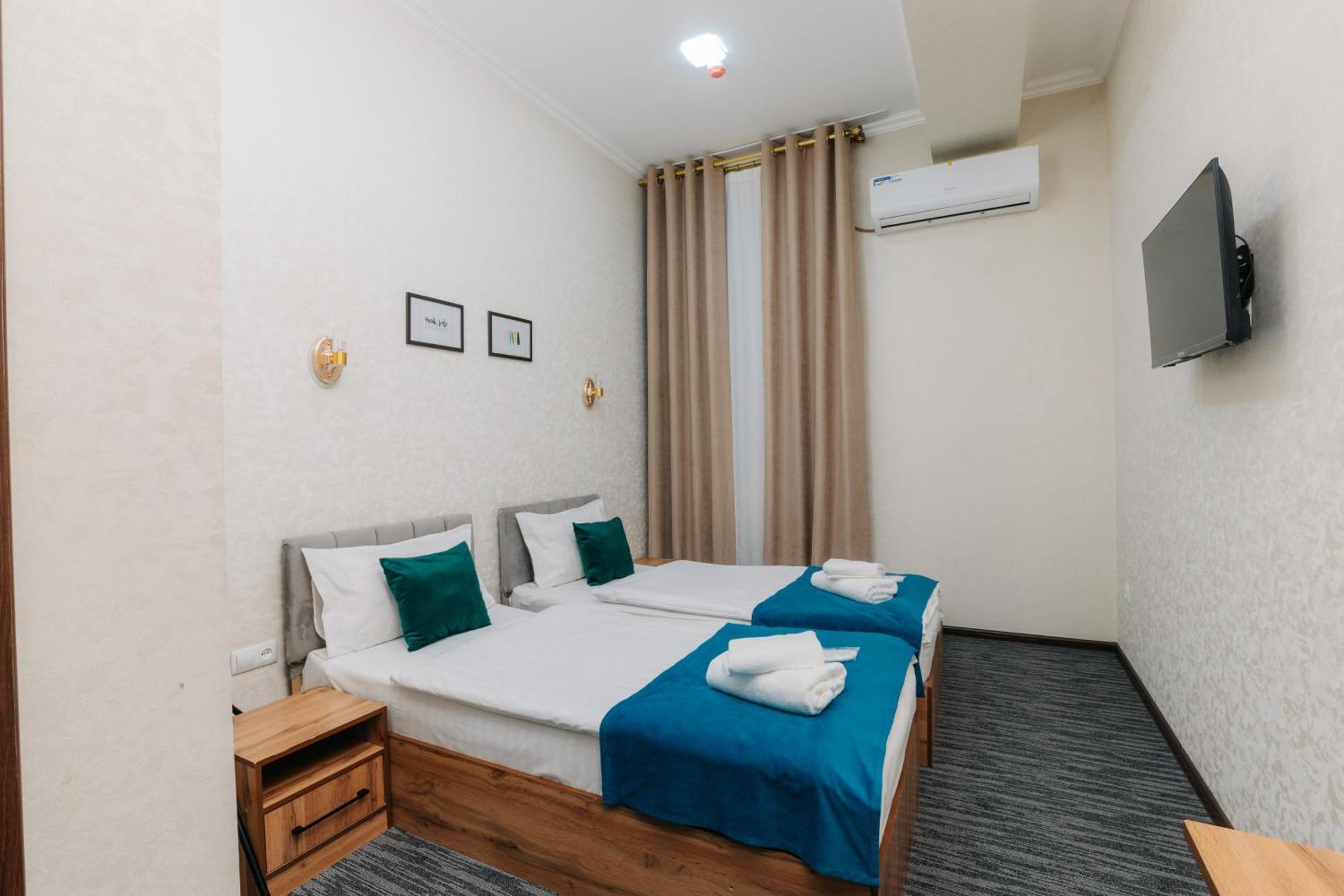 Resident Hotel Ташкент Екстериор снимка