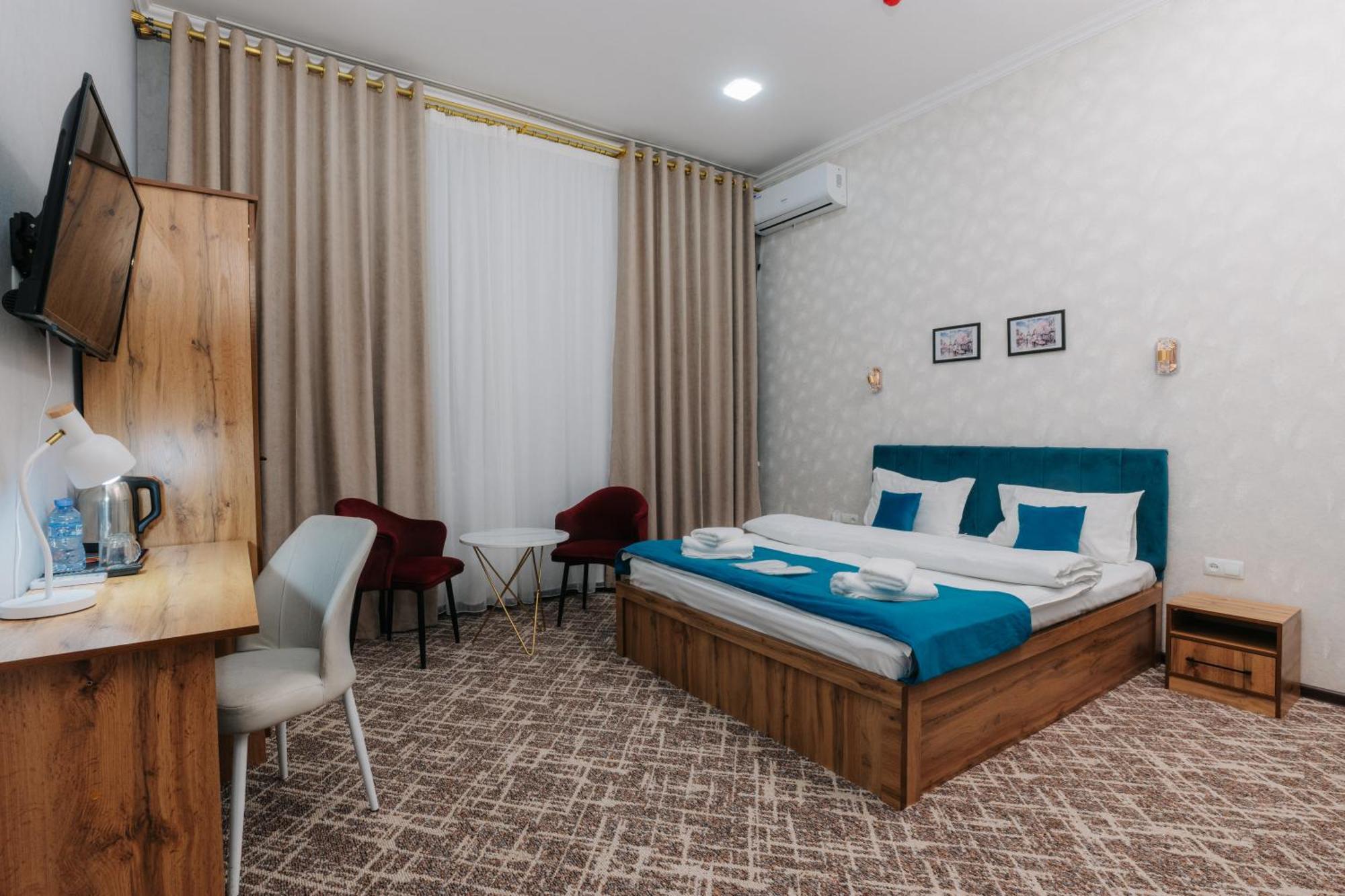 Resident Hotel Ташкент Екстериор снимка