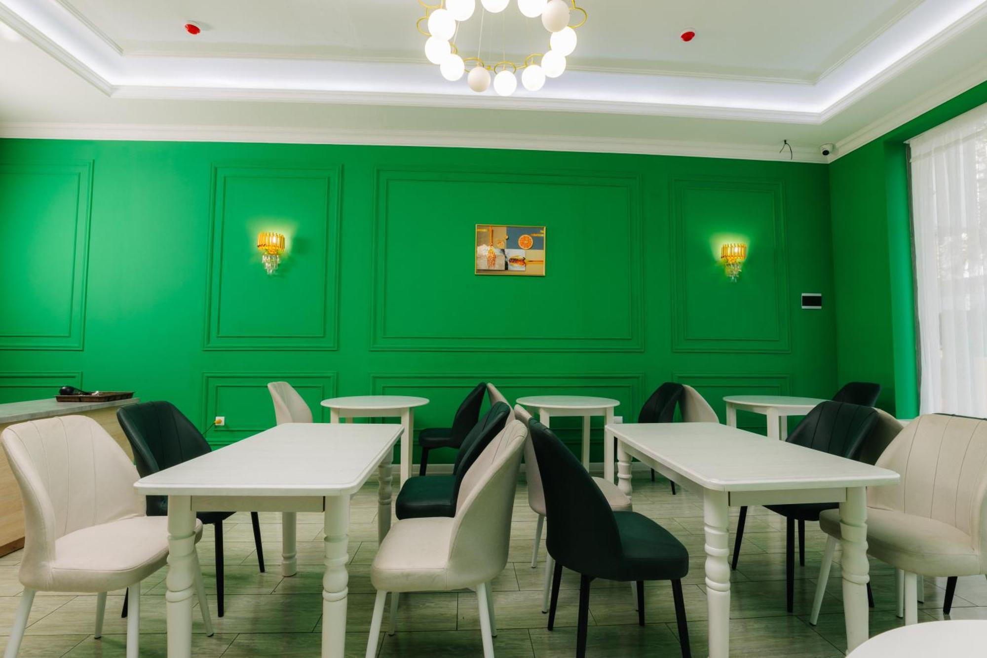 Resident Hotel Ташкент Екстериор снимка