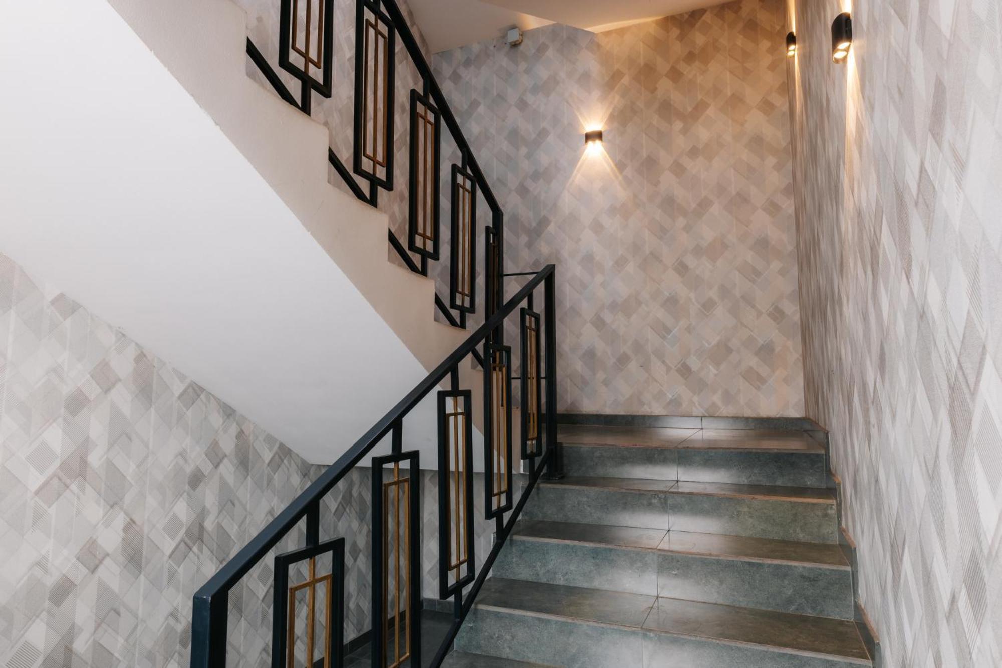 Resident Hotel Ташкент Екстериор снимка